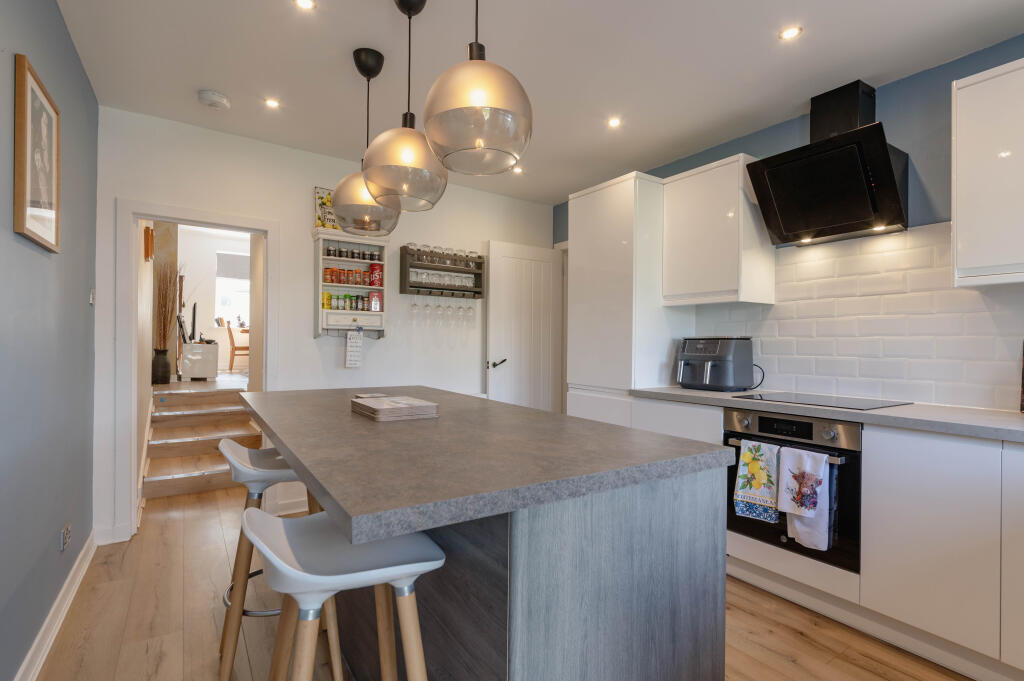 House in Aberdeen, Aberdeenshire - View 3