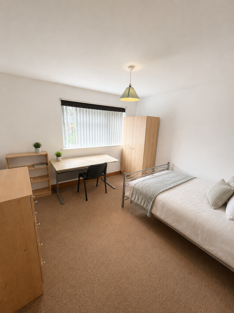 House in Charnwood, Thorpe Acre - More