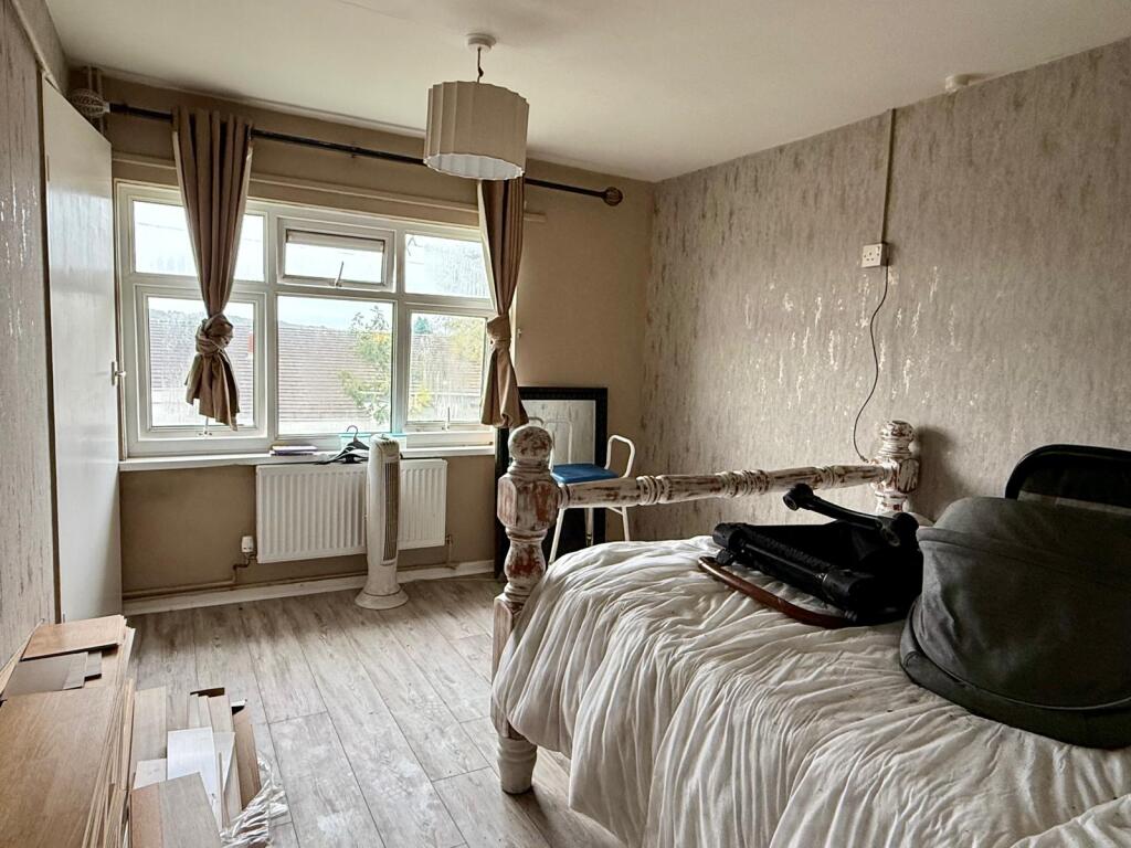 Apartment in Swansea, Sketty - View 5