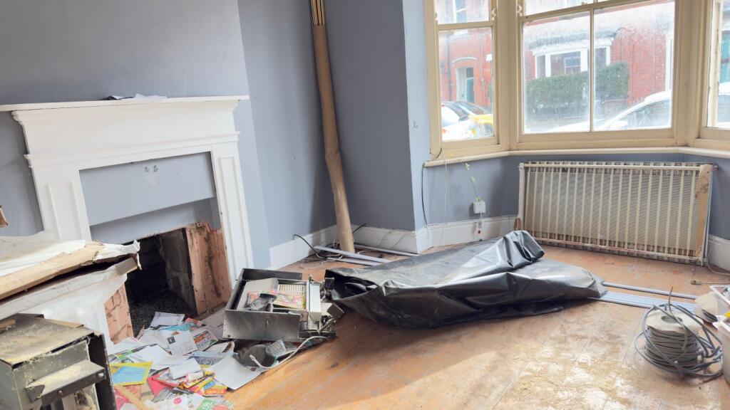 13 Alexandra Road, Stafford, Staffordshire, ST17 4DE photo 4