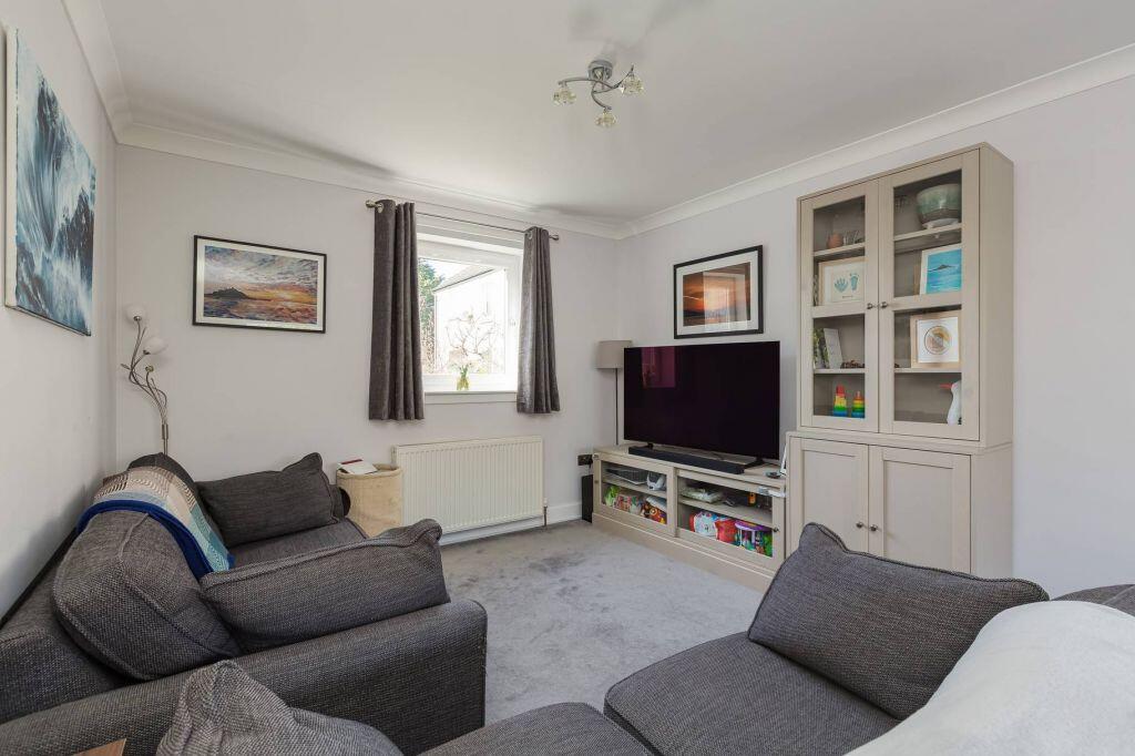 59 Ladywell Avenue, Edinburgh, EH12 7LL photo 2