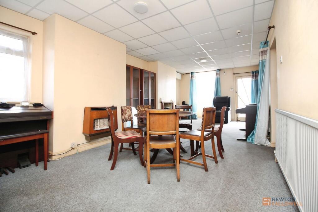 House in Leicester - More