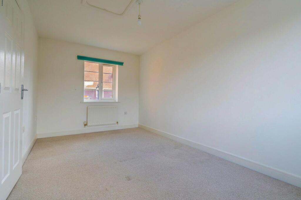 House in Tonbridge - More