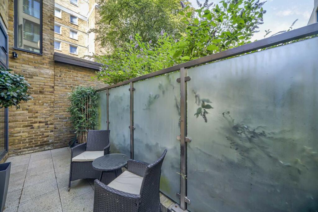 Apartment in London - View 4