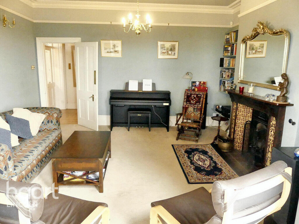 Spring Hill, Lincoln photo 4