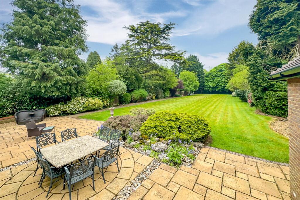 5-bed detached on 51, Ludlow Avenue, £1,750,000