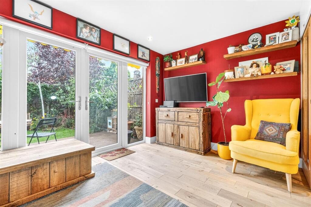 House in London - View 4