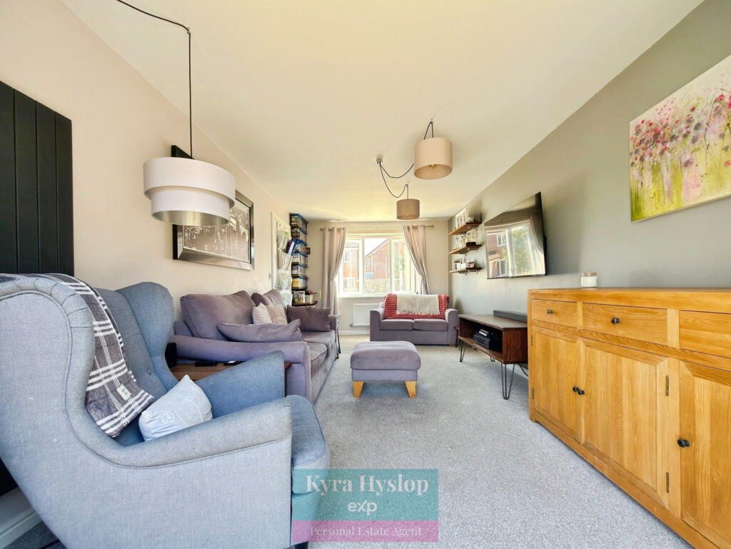 House in Exeter - View 5