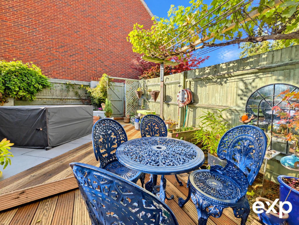House in Maidstone, Kent - More