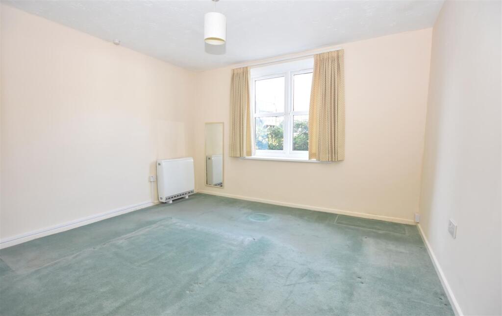 Apartment in Bath - More