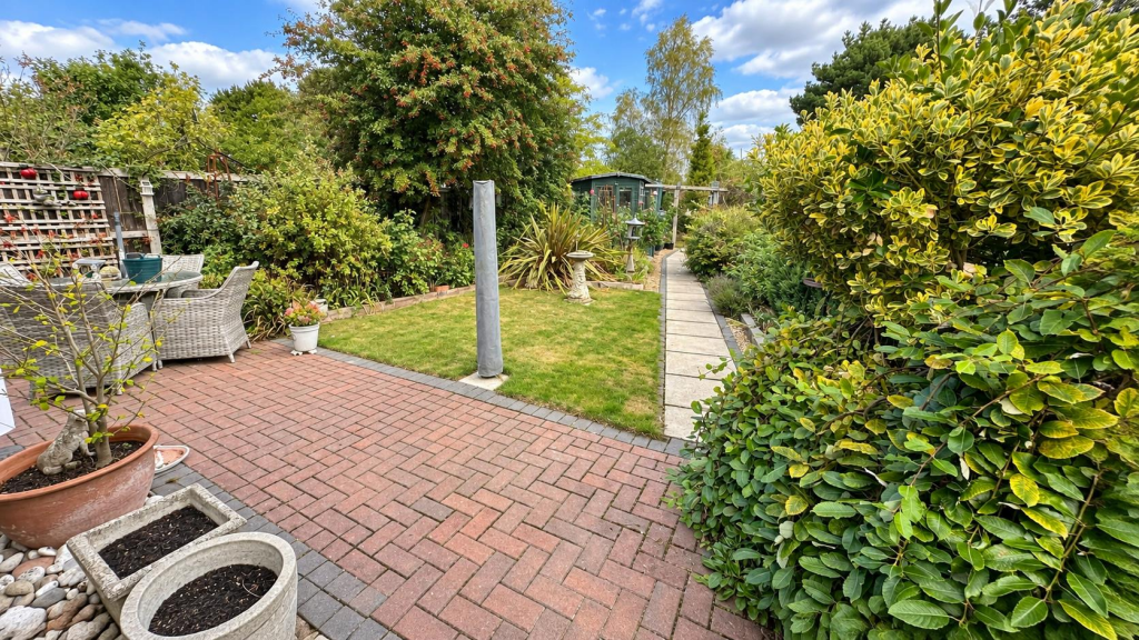 Frinton Road, Thorpe-le-Soken, photo 4