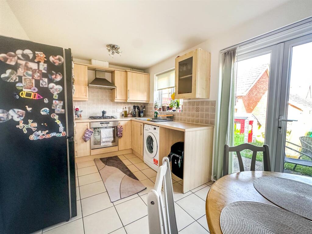 House in Corby, North Northamptonshire - View 2
