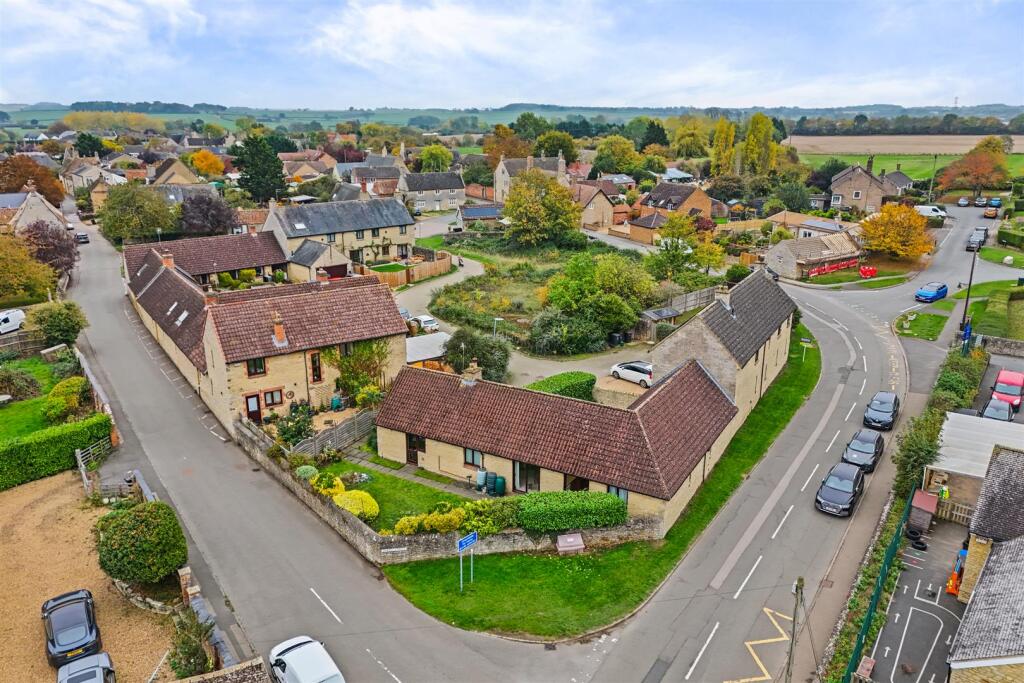 Manor Farm Court, Titchmarsh photo 4