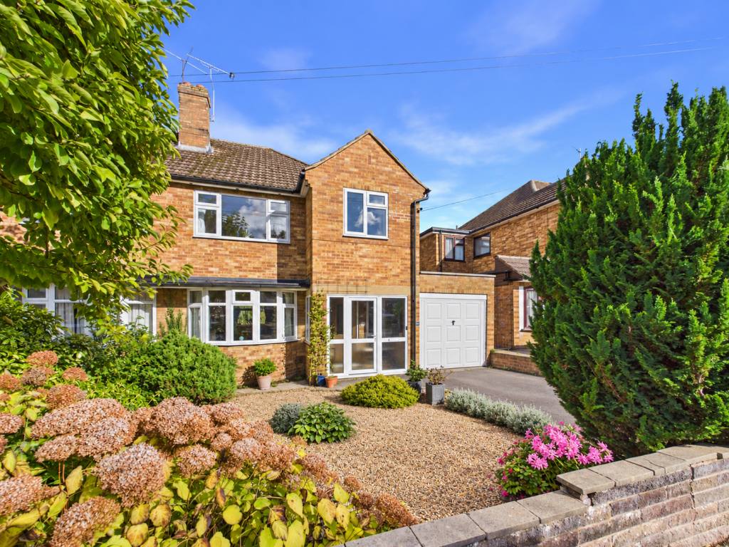 Main image of property: Chiltern Close, Princes Risborough, Buckinghamshire