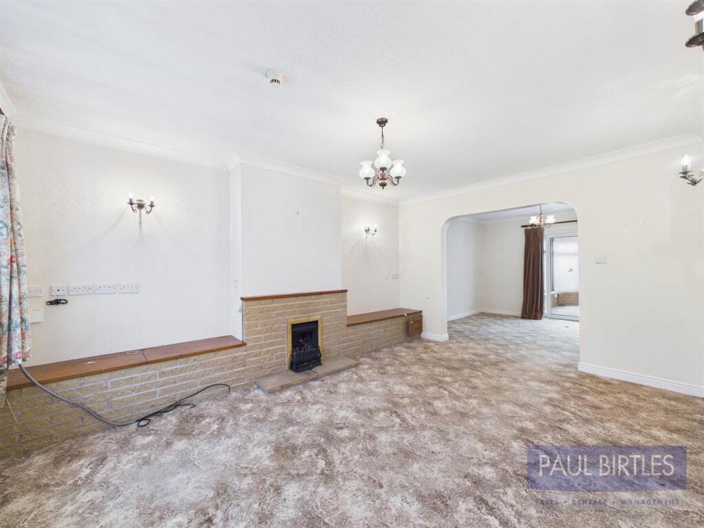 Woodhouse Road, Davyhulme, Trafford, M41 7DA photo 3