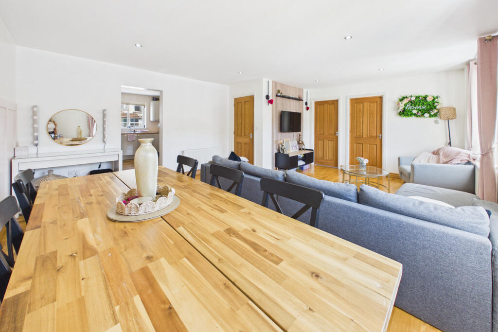 Apartment in Dacorum, Hammerfield - More