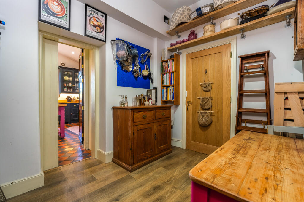 House in Malvern Hills, Astley and Dunley - More