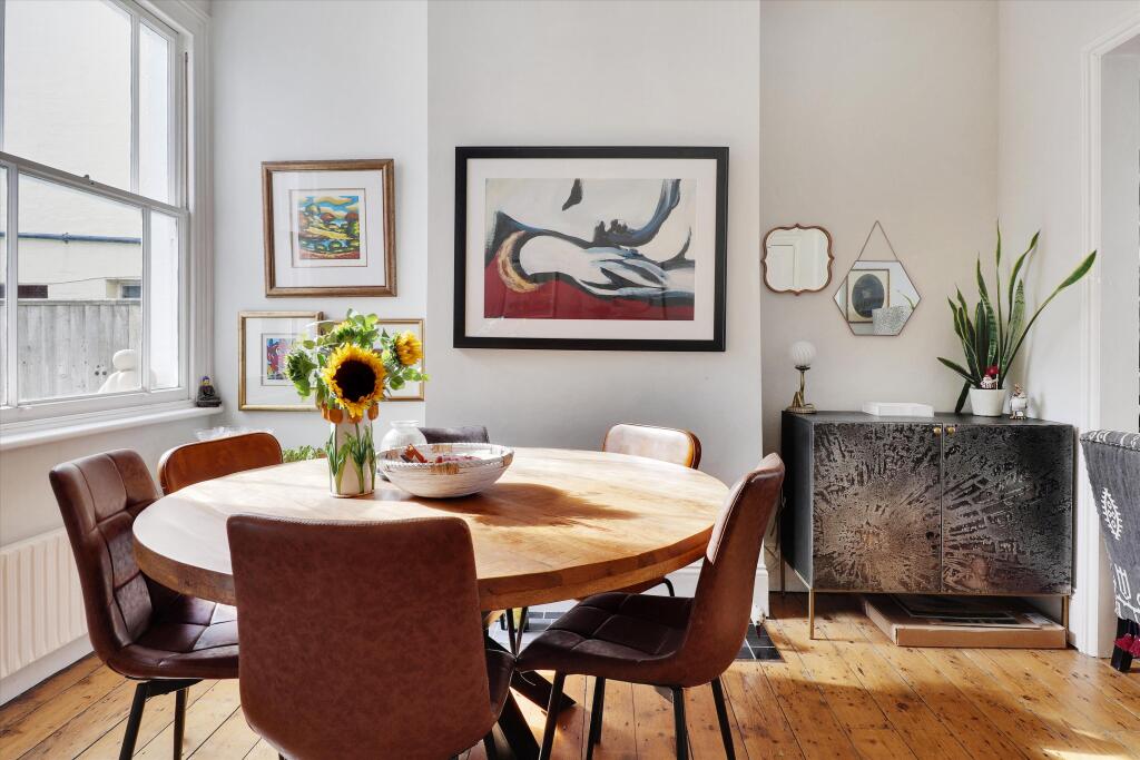 House in Tunbridge Wells, St James - View 5