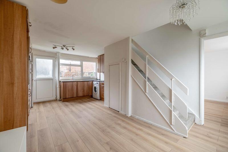 Calbroke Road, Slough photo 4