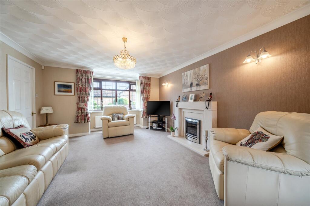 House in Oldham - View 3