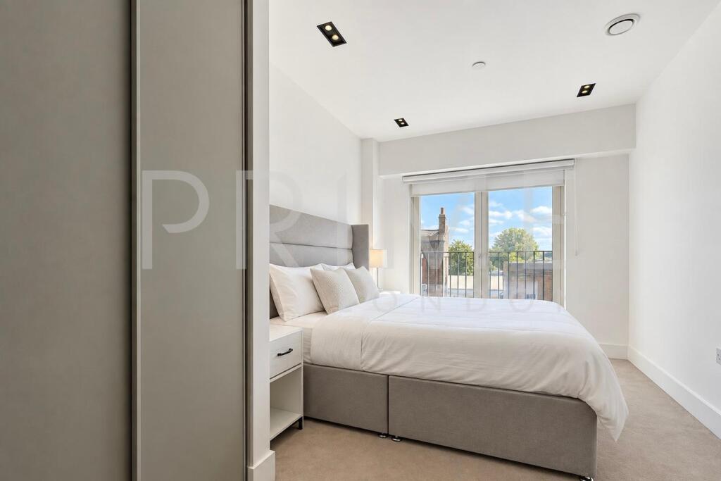 Apartment in London - View 5