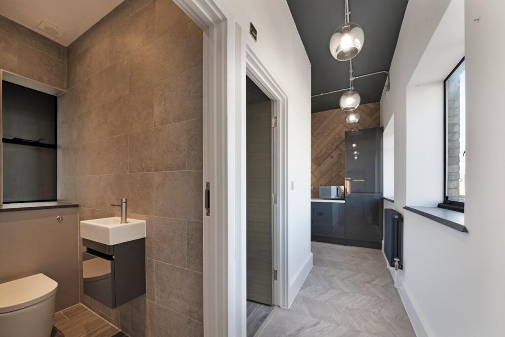 PERCERVERANCE WORKS COMMERCIAL UNIT, OCTOBER -27