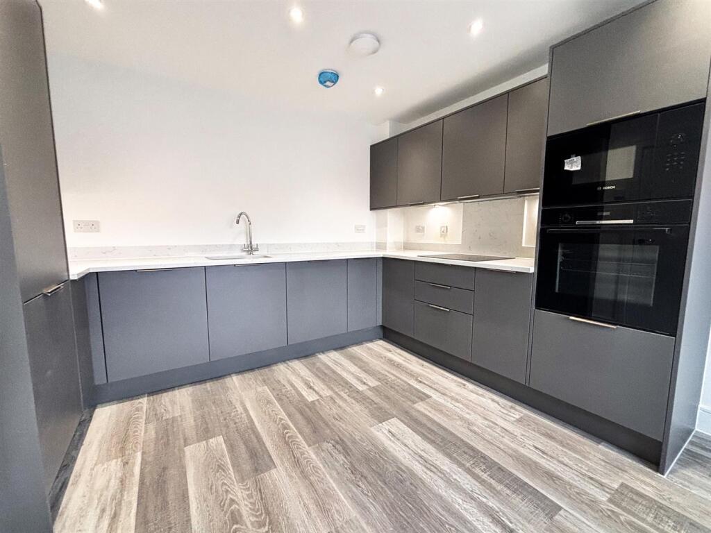 House in Stevenage - More