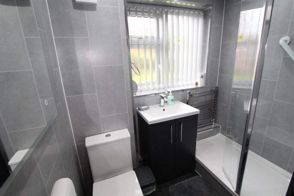 Apartment in Lymm, Warrington - More