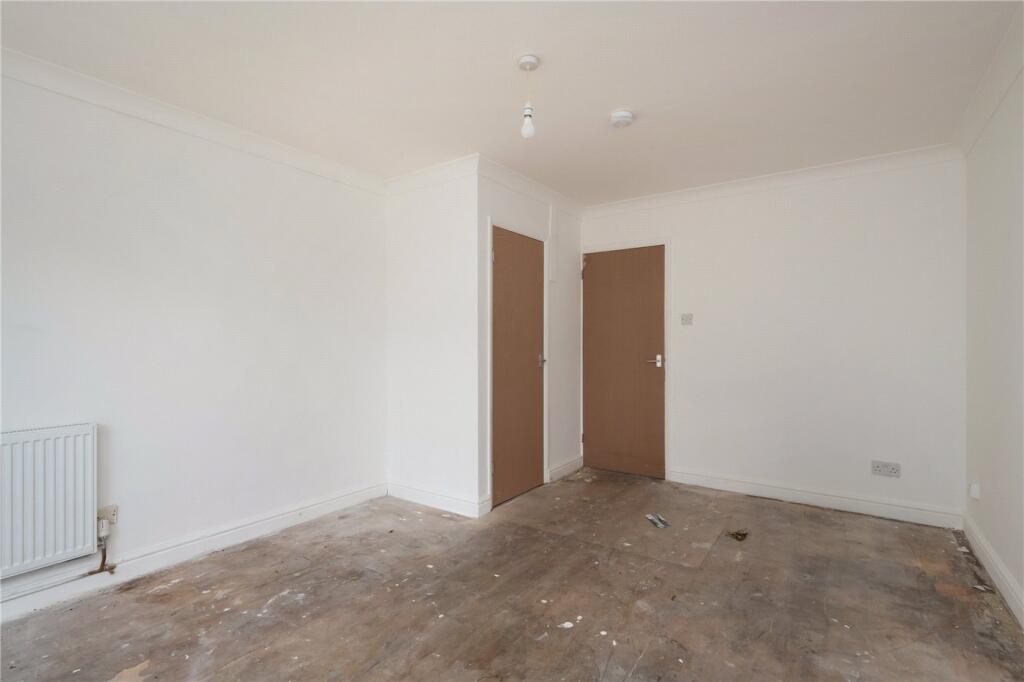 House in Whitstable, Thurston Park - More