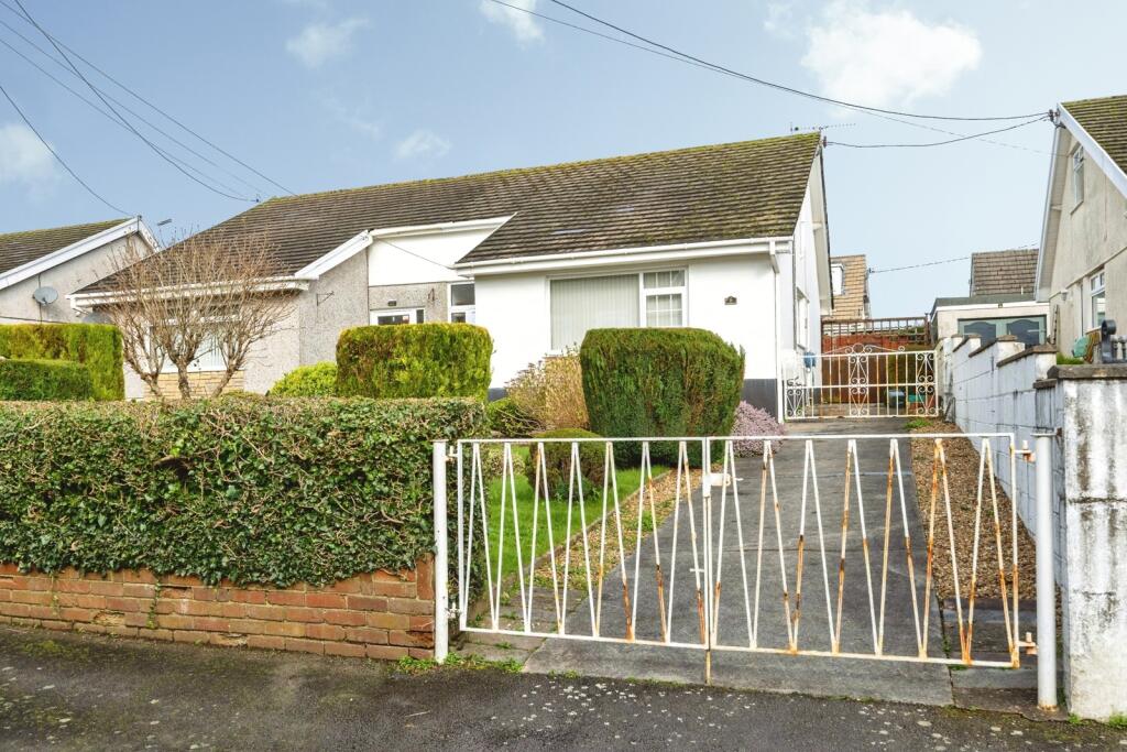 Main image of property: Versil Terrace, Loughor, Swansea, SA4