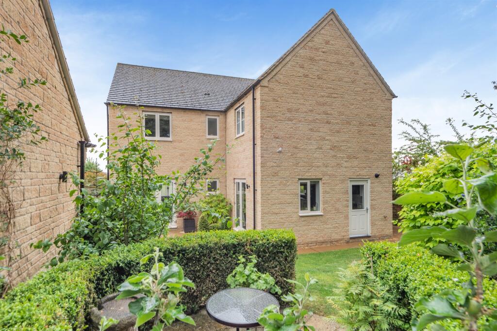 Main image of property: Oak Lane, Kings Cliffe, Peterborough