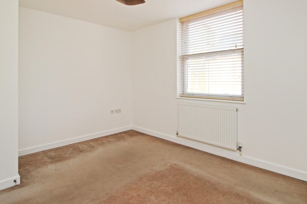 Apartment in Herne Bay, Kent - View 6