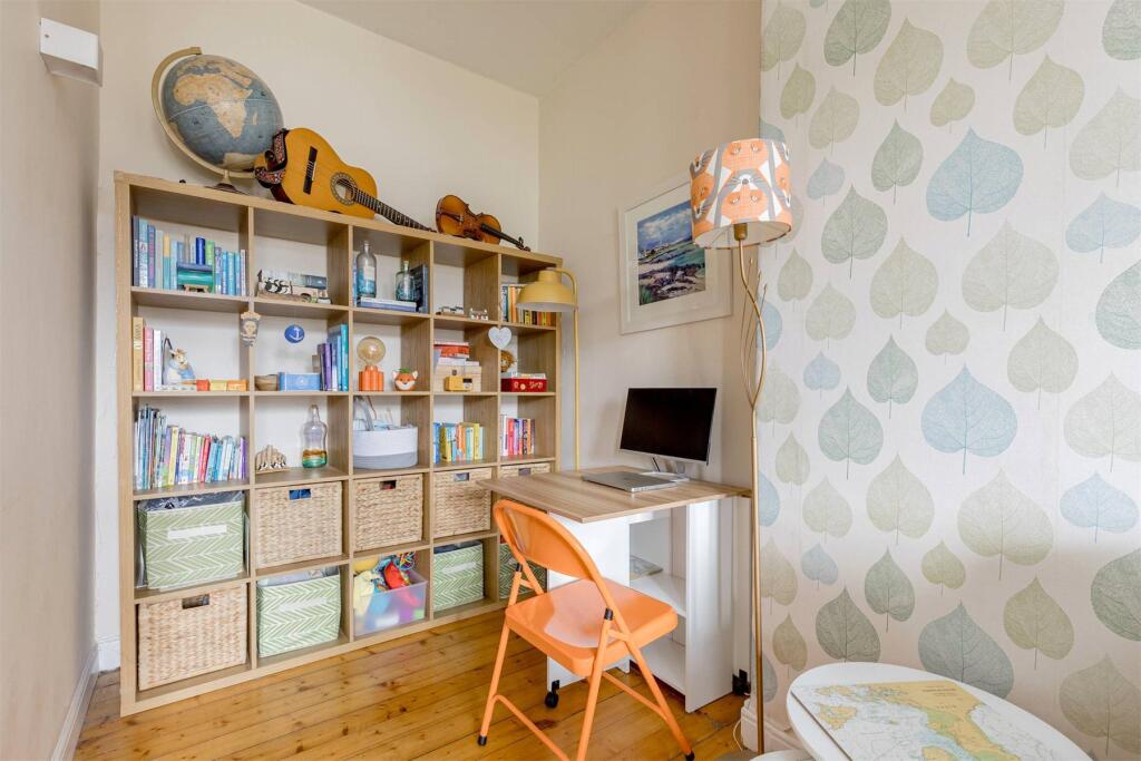 Apartment in Edinburgh, Lorne, Leith - View 5