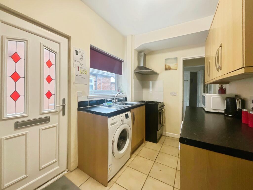 Vale Drive, Mansfield, NG20 photo 2