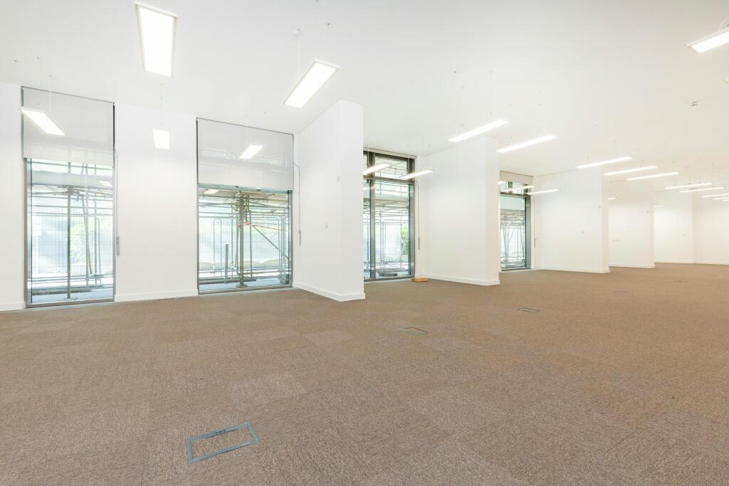 Units 14 River Gardens Walk 2.jpg