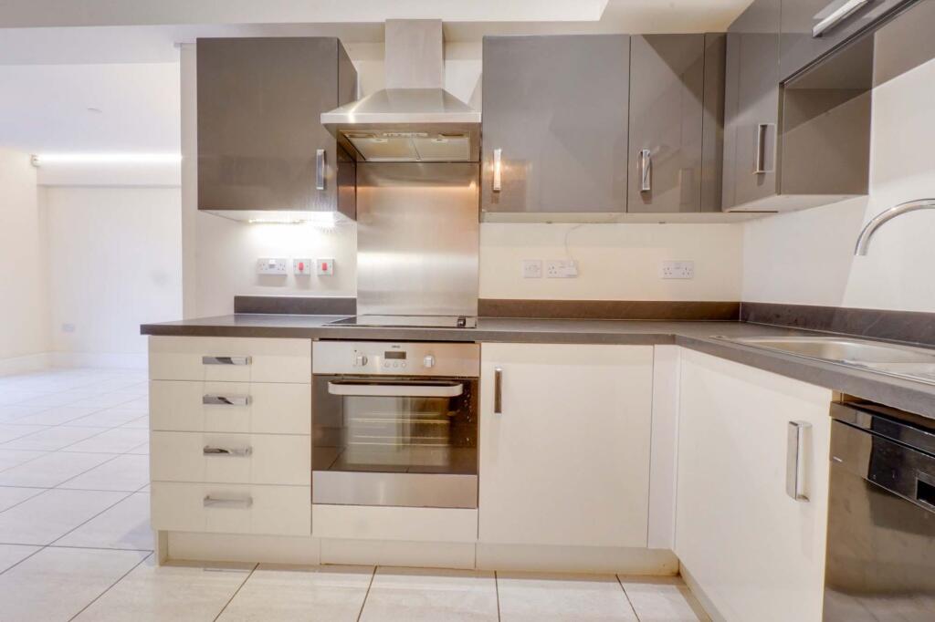 Apartment in Leicester - More