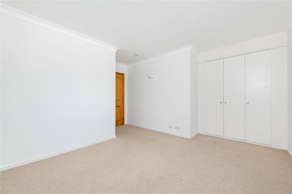 Apartment in London - View 6