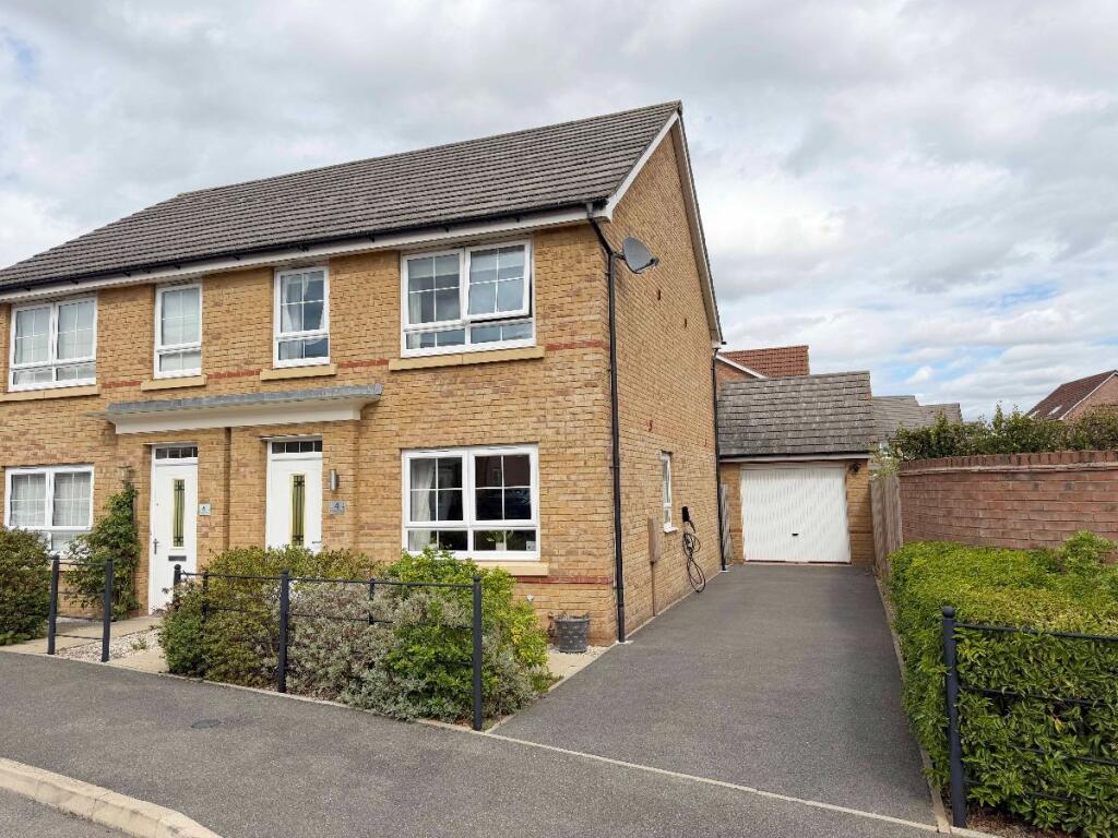 Main image of property: Peregrine Way, Heathcote, Warwick