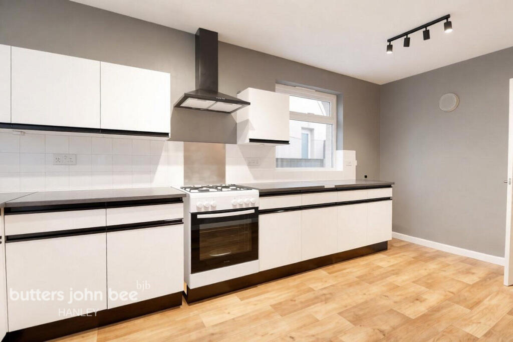 House in Stoke-on-Trent, Longton - View 5