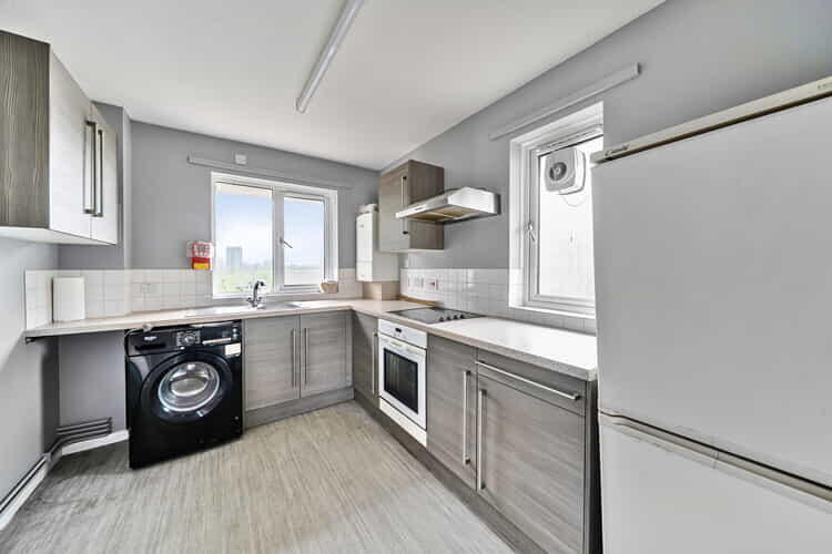 Apartment in London - View 5