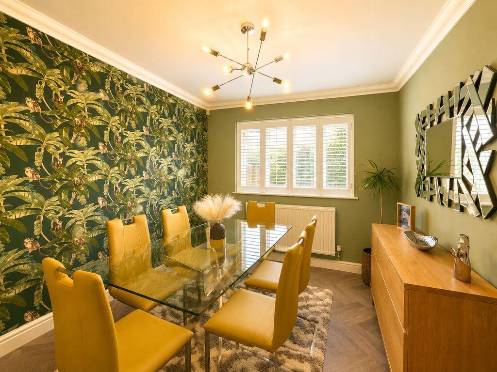 House in Lichfield, Burntwood - View 5