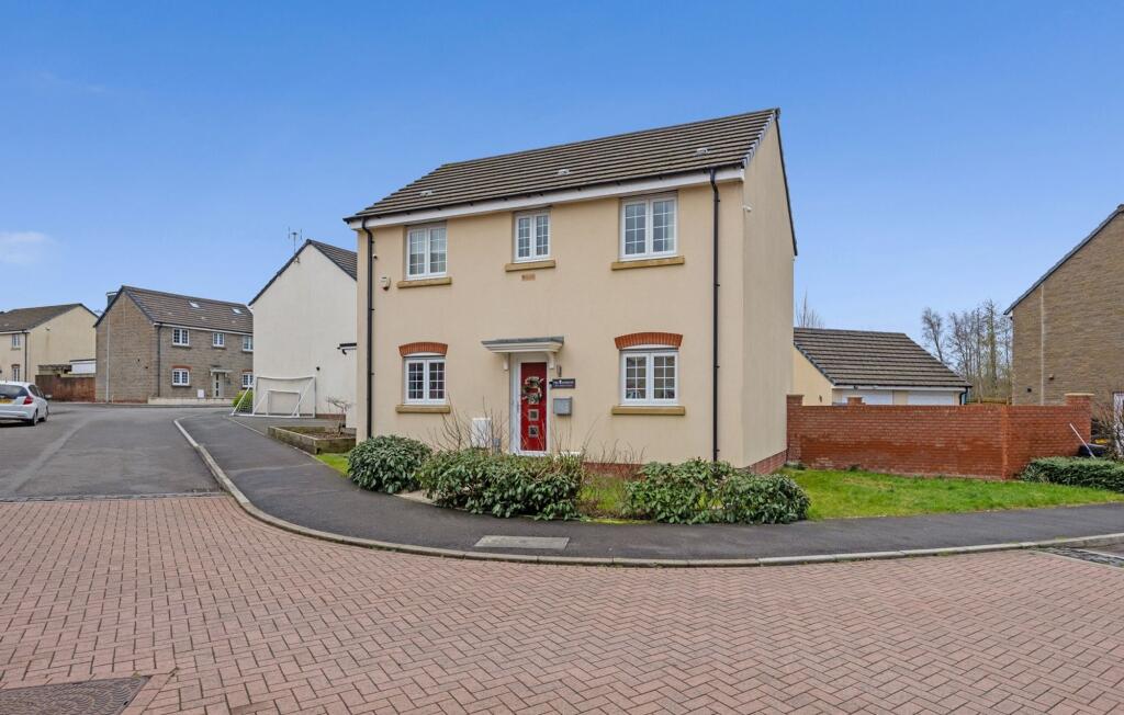 Main image of property: Lantern Close, Llanharan, CF72