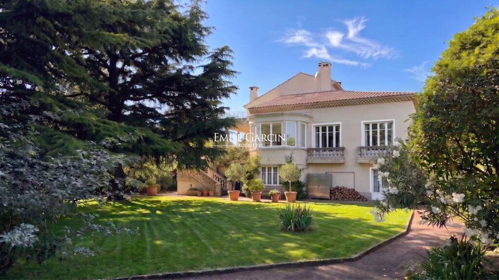 Main image of property: Provence-Alps-Cote d`Azur, Bouches-du-Rhône, Marseille
