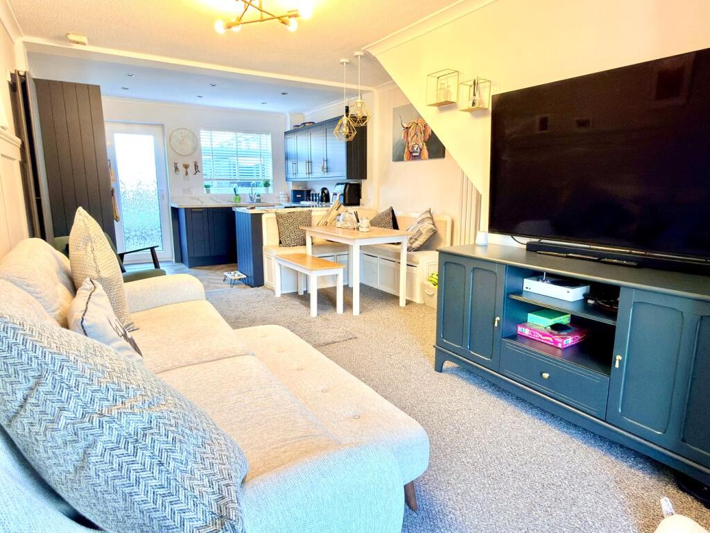 Lincoln Close, Tewkesbury, GL20 photo 5