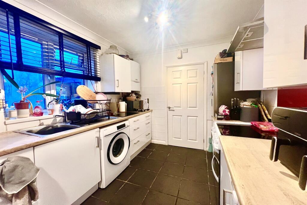 Palmer Road, Angmering, Littlehampton, BN16 photo 4