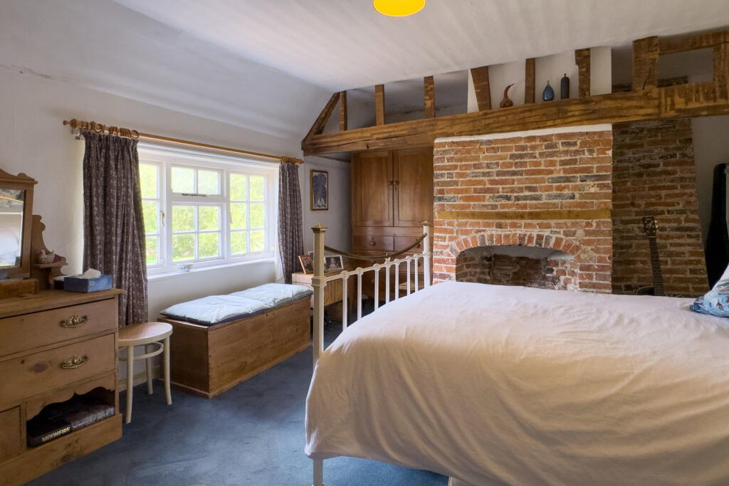 House in Basingstoke, Preston Candover - More