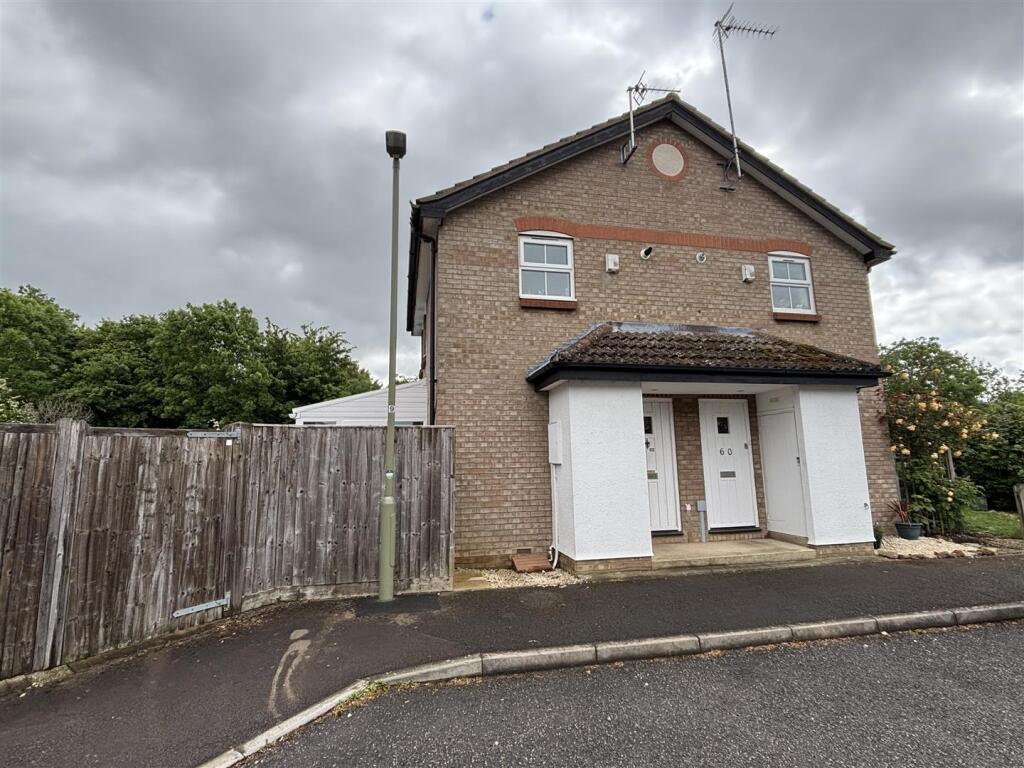 Main image of property: Canterbury Close, Banbury