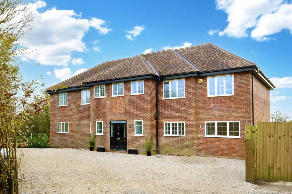 Main image of property: Burnham Avenue, Beaconsfield, Buckinghamshire, HP9