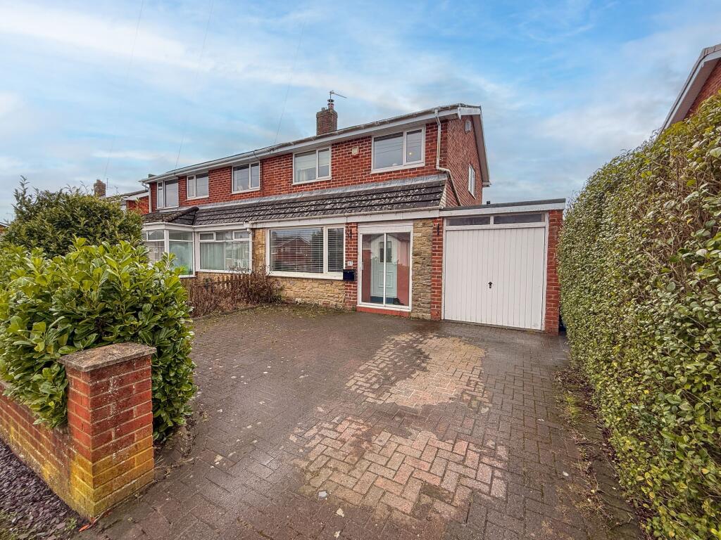 3-bed house on Elsdon Avenue, Whitley Bay, NE25 0JL, £220,000