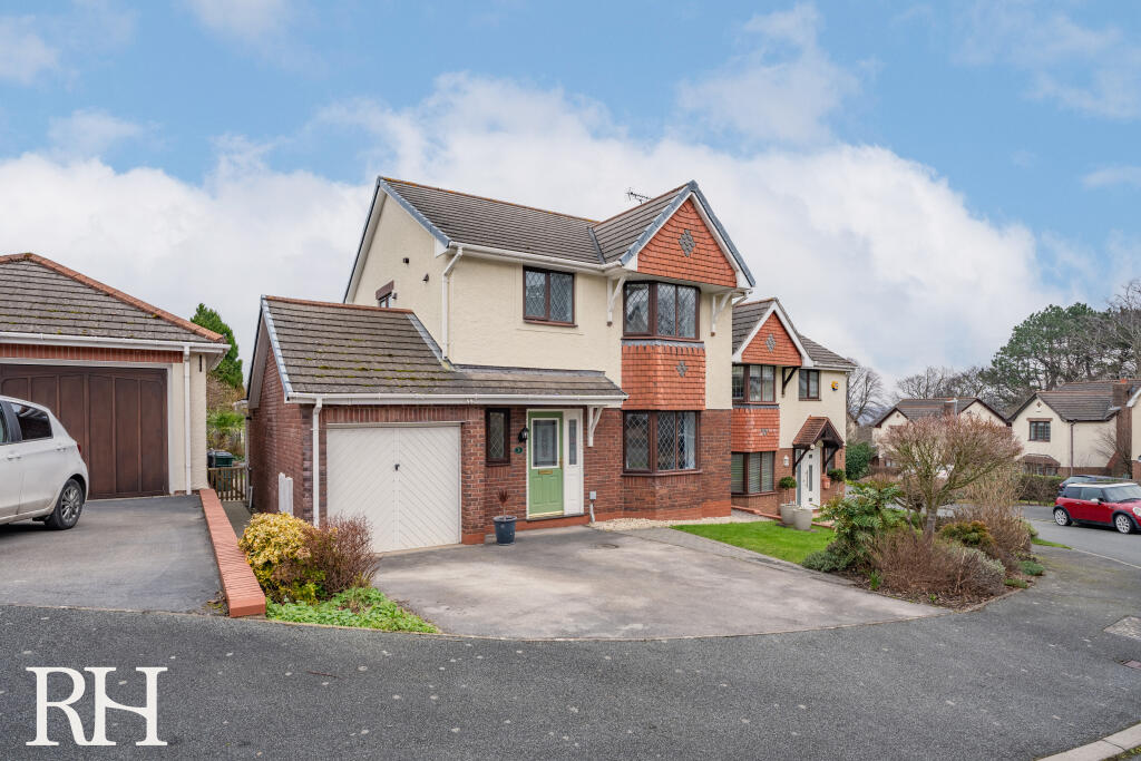 Main image of property: Rhodfa Sychnant, Conwy (Town), Conwy (County of), LL32